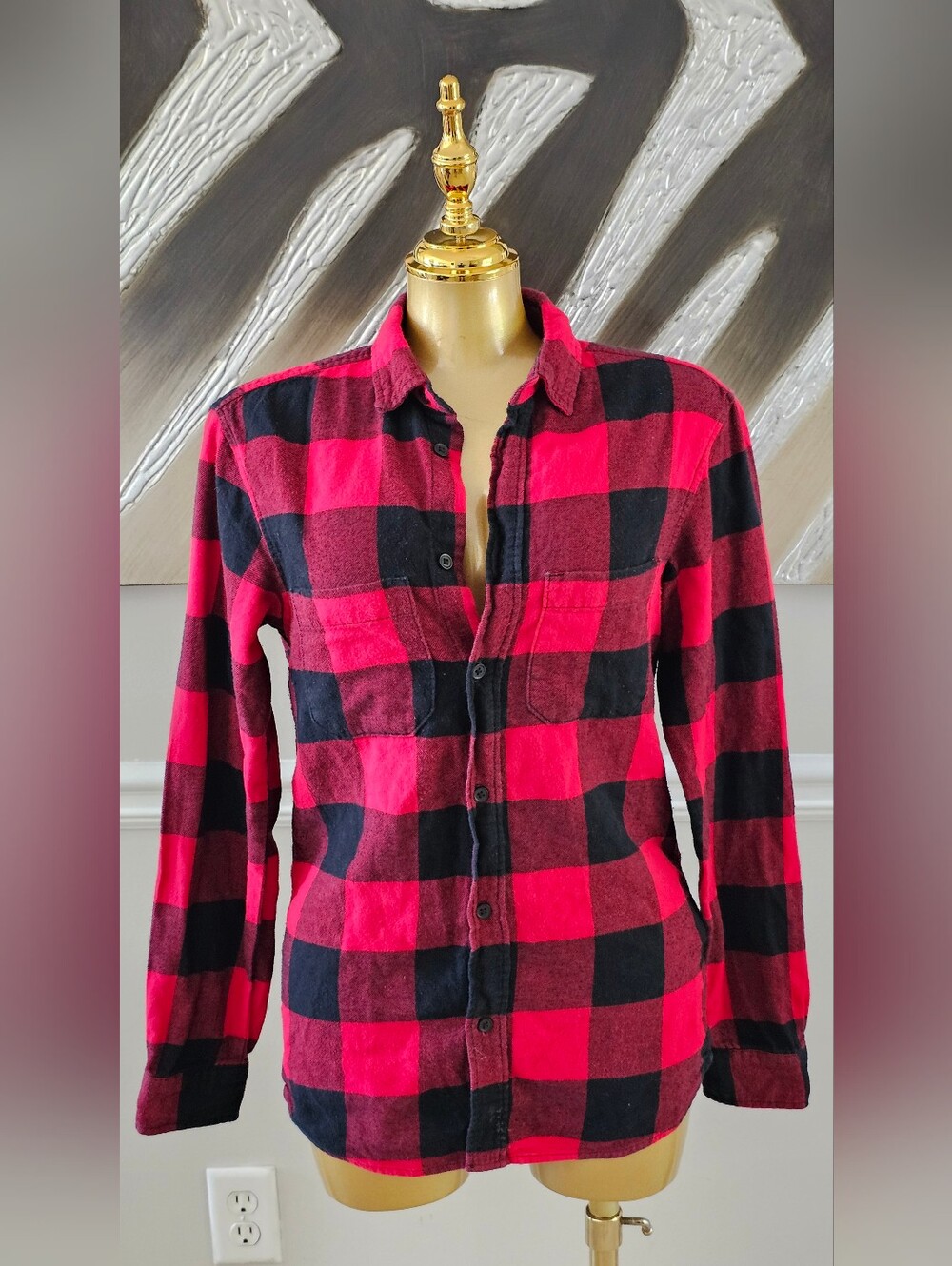 H&M Divided Womens XS Red Black Buffalo Plaid Flannel Button Up Shirt
